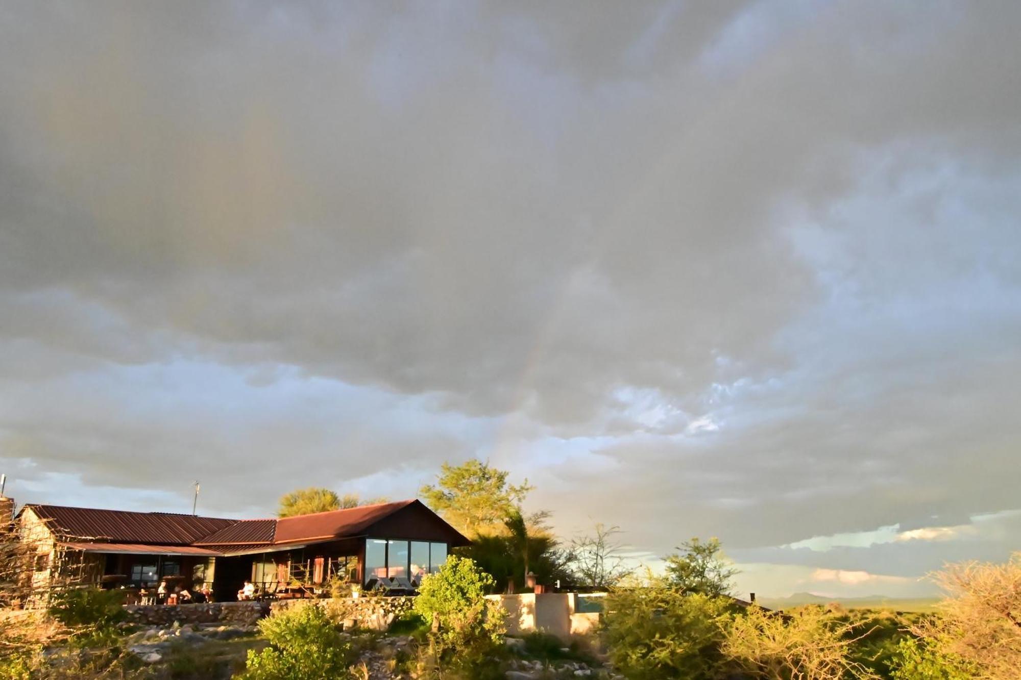 Aloegrove Safari Lodge Очиваронго Экстерьер фото